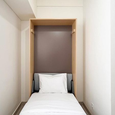 Tidy Studio Apartment Makassar Exterior photo